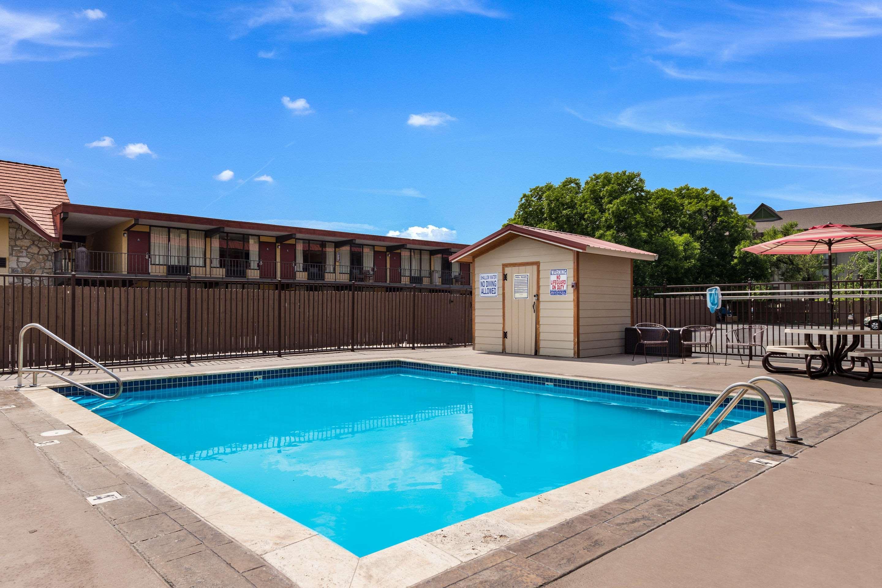 Econo Lodge Pigeon Forge Eksteriør billede